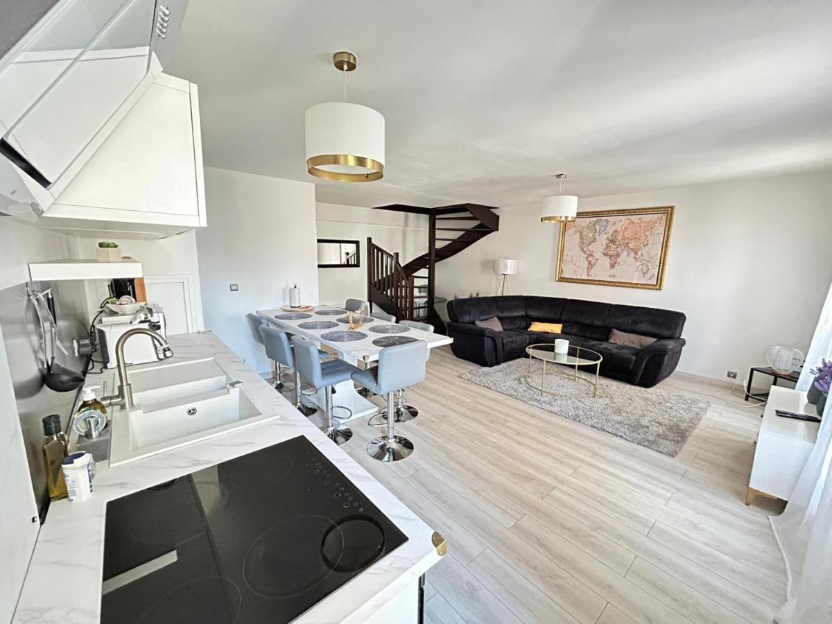 Spacieux Duplex Seine: Quayside Comfort with Parking Rouen Exterior photo